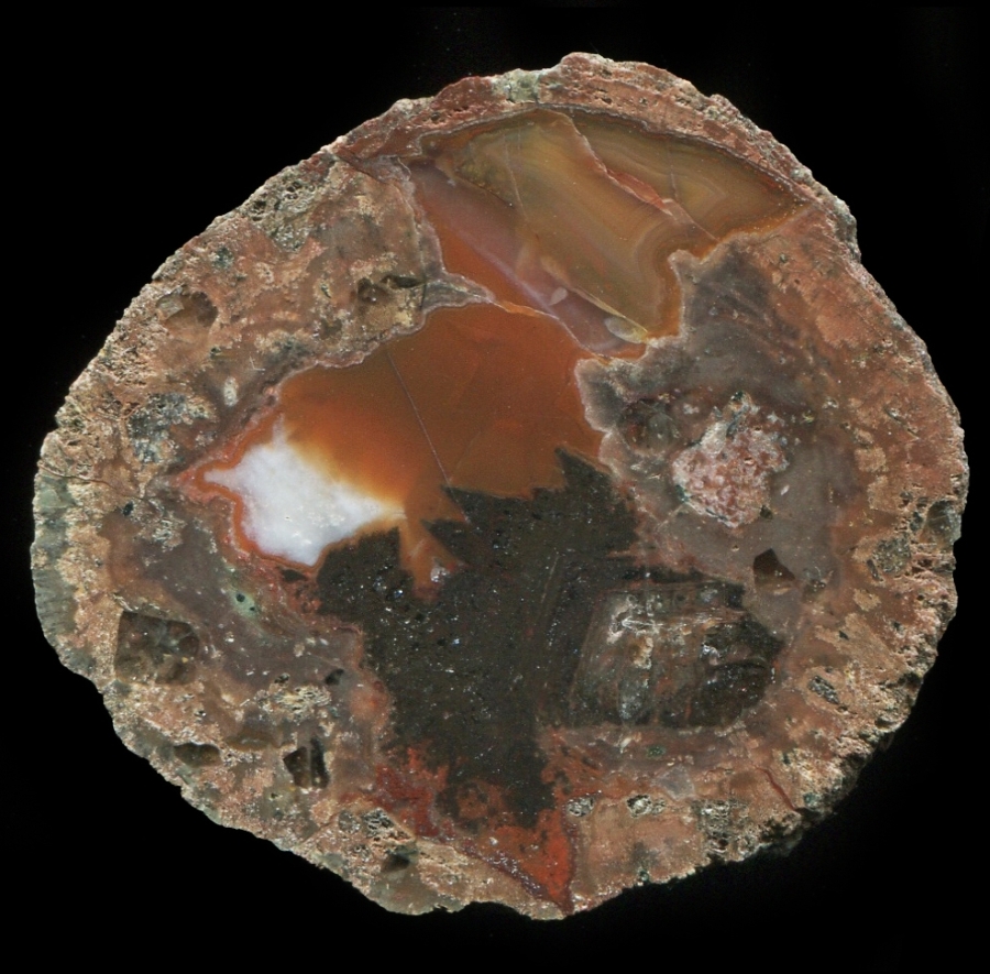 Small Köpfchen Thunderegg with Red Agate 