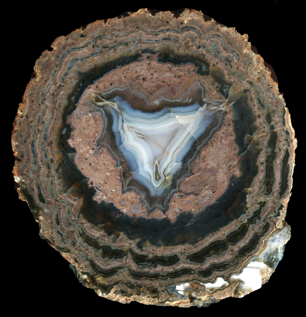 Susuz Thunderegg with Atol Formations