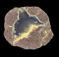 Redwing Thunderegg with Yellow Plume